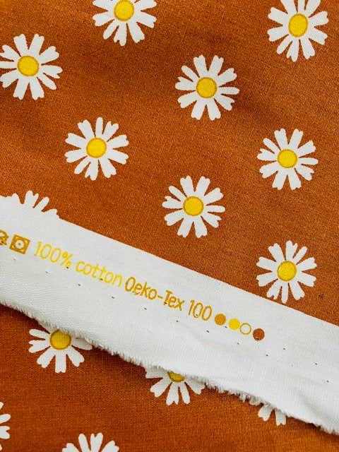 kussen madeliefjes bruin/terra + binnenkussen - 45x45cm duurzaam