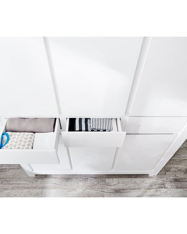 Startset 'Milk' extra breed groot, incl. wandplank4 delen: ledikant, extra brede commode, grote kledingkast, wandplank