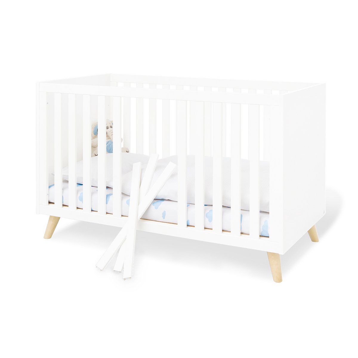 Startset 'Move' breed groot, incl. wandplank4 delen: ledikant, brede commode, grote kledingkast, wandplank