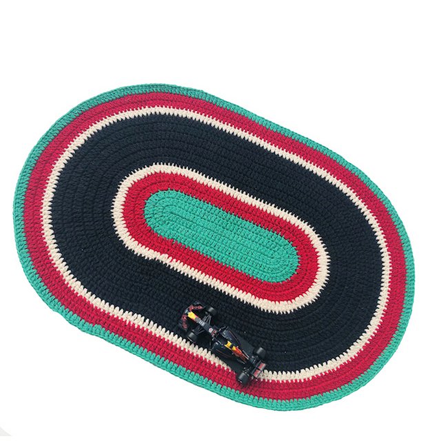 Luna -Leena Placemat Racetrack Kids - Organic Cotton - Hand Crochet in Nepal