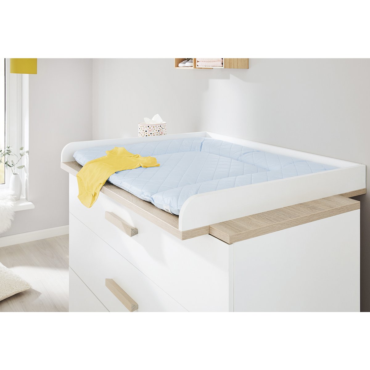 Startset 'Lumi' breed3 delen: ledikant, brede commode, 2-deurs kledingkast