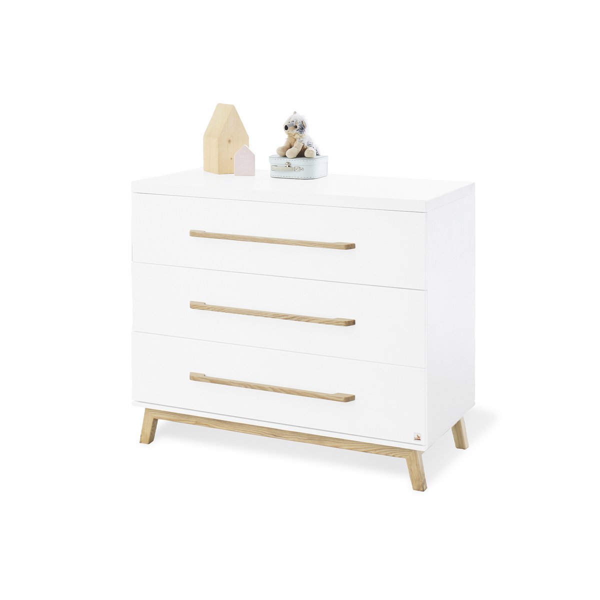 Startset 'Hilda & Riva' breed groot, wit, incl. wandplank4 delen: huisbed, brede commode, grote kledingkast, wandplank