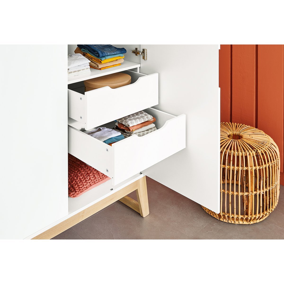 Startset 'Brug' extra breed3 delen: ledikant, extra brede commode, 2-deurs kledingkast