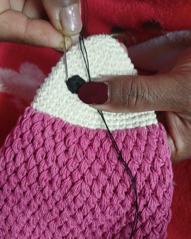 Luna-Leena wanddecoratie grote vis - fuchsia - biologisch katoen - handgehaakt in Nepal (kopie)