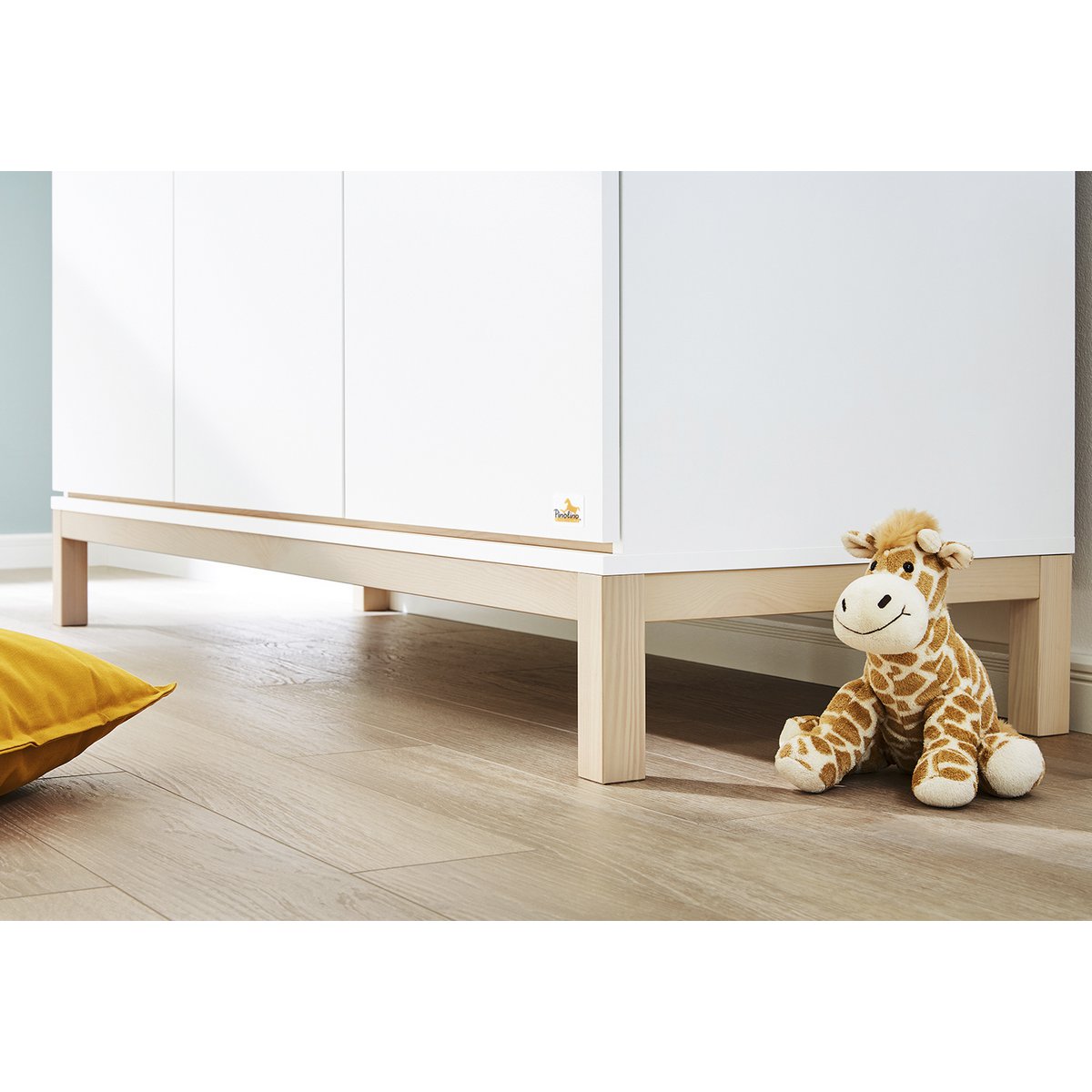Startset 'Light' breed groot3 delen: ledikant, brede commode, grote kledingkast