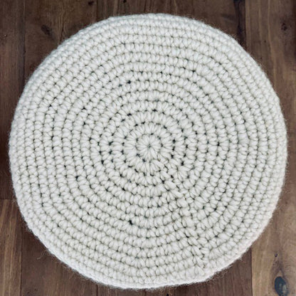 Luna -Leena kinderkruk met een wollen deksel Off -White - Sheep Wool & Wood - Hand Haak in Nepal