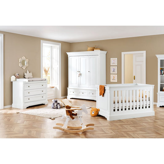 Startset 'Emilia' breed groot3 delen: ledikant, brede commode, grote kledingkast