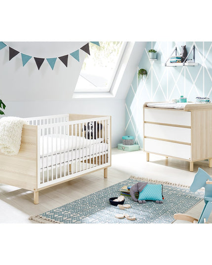 Startset 'Flow' breed
2 delen: ledikant, brede commode