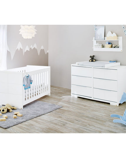 Startset 'Polar' extra breed, incl. wandplank
3 delen: ledikant, extra brede commode, wandplank