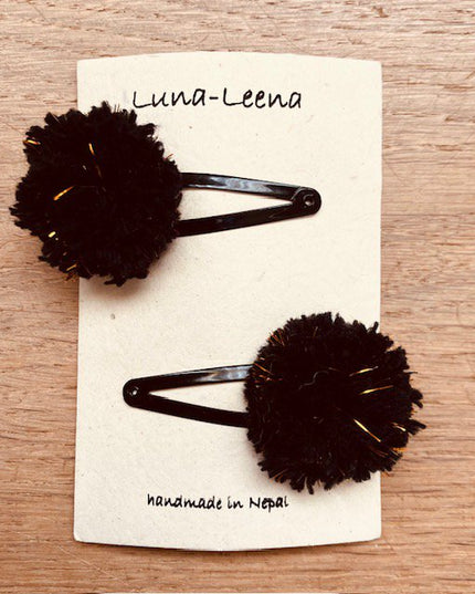 Luna -Leena haarspeldjes POM POM (set) - Zwart en gouden vlokken - Zachte wol - handgemaakt in Nepal