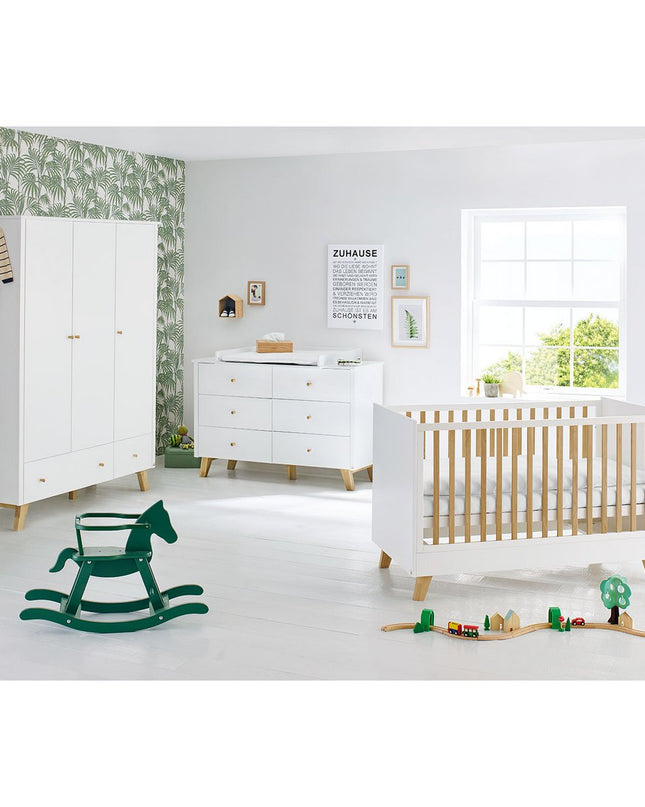 Startset 'Pan' extra breed groot3 delen: ledikant, extra brede commode, grote kledingkast