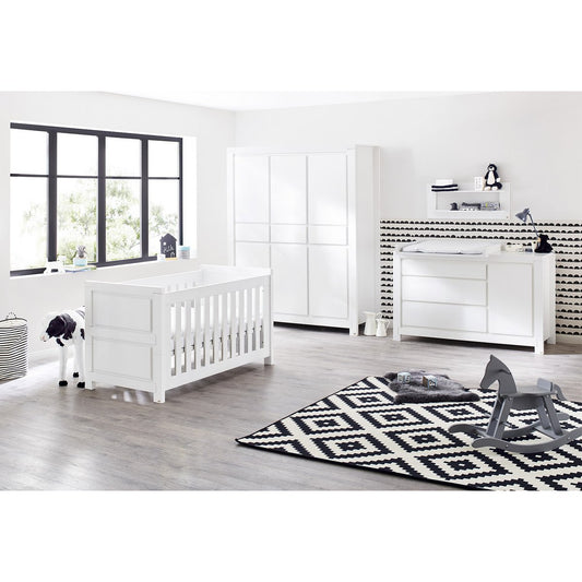 Startset 'Milk' extra breed groot, incl. wandplank4 delen: ledikant, extra brede commode, grote kledingkast, wandplank