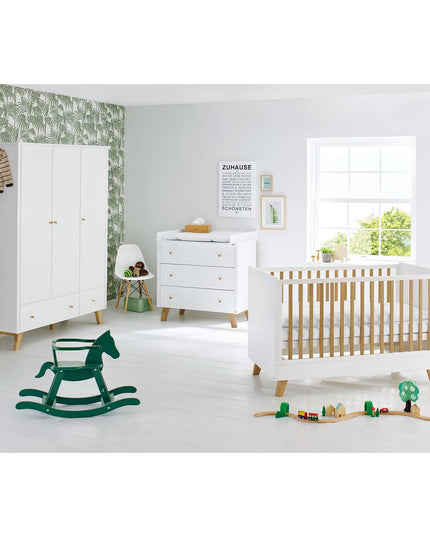 Startset 'Pan' breed groot3 delen: ledikant, brede commode, grote kledingkast