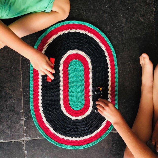 Luna -Leena Placemat Racetrack Kids - Organic Cotton - Hand Crochet in Nepal