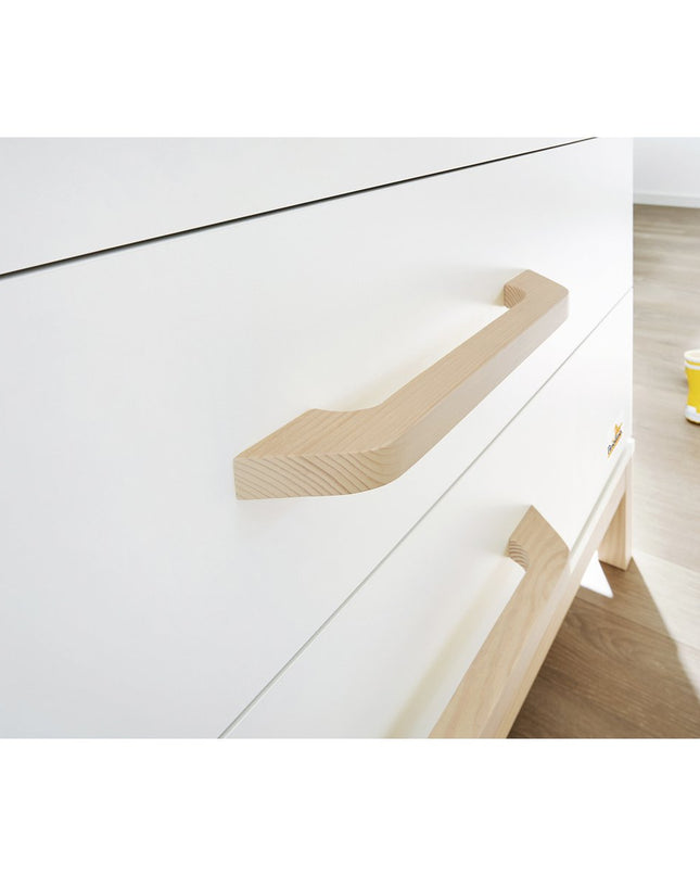 Startset 'Light' breed
2 delen: ledikant, brede commode