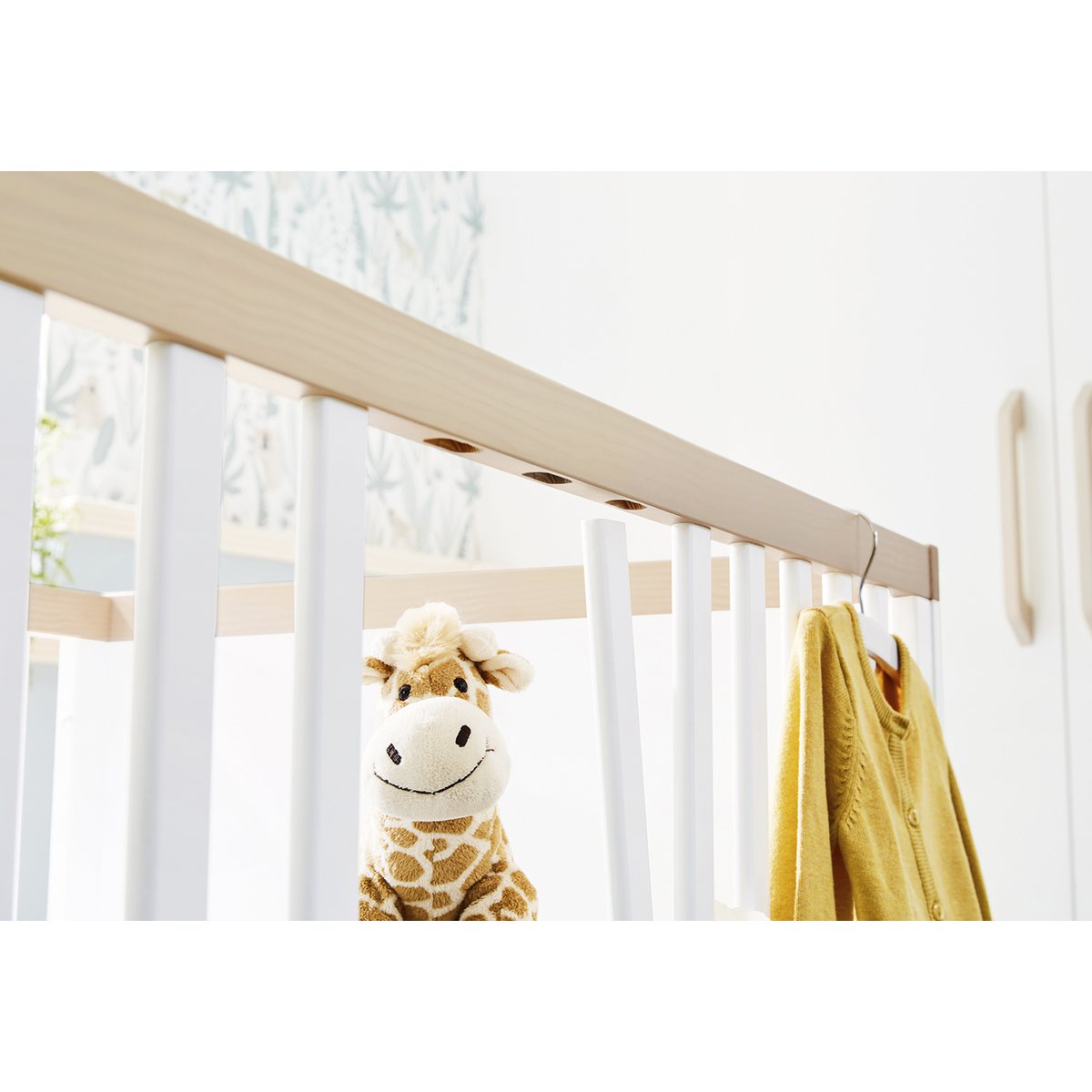 Startset 'Light' breed groot3 delen: ledikant, brede commode, grote kledingkast