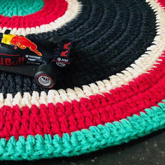 Luna -Leena Placemat Racetrack Kids - Organic Cotton - Hand Crochet in Nepal