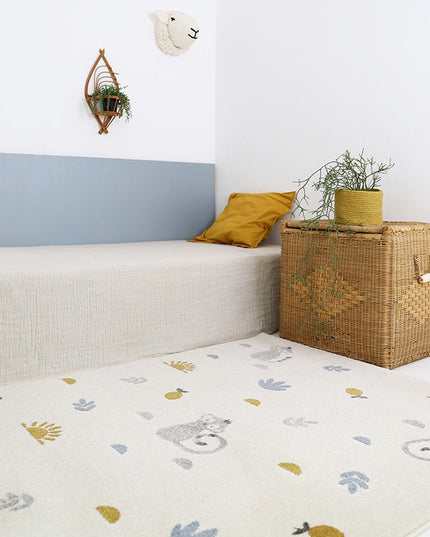 Little Wild Monkey Honey M – Avontuur en comfort voor de kinderkamer vloerkleed