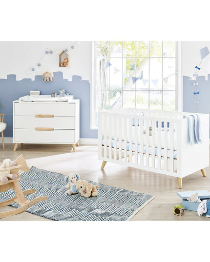 Startset 'Move' breed
2 delen: ledikant, brede commode