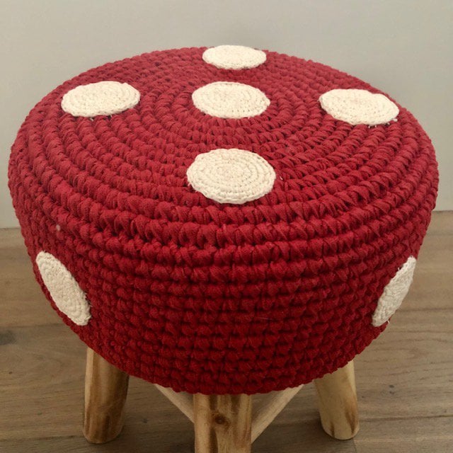 Luna-Leena kinderkruk met een paddenstoelbekleding hoes - rood - katoen & hout - Handgehaakt in Nepal