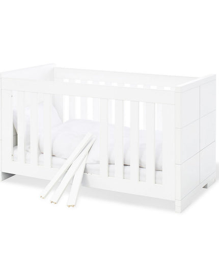 Startset 'Polar' breed, incl. wandplank
3 delen: ledikant, brede commode, wandplank
