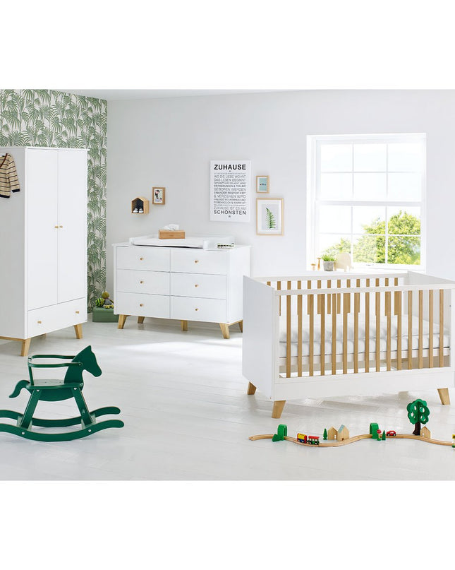Startset 'Pan' extra breed3 delen: ledikant, extra brede commode, 2-deurs kledingkast