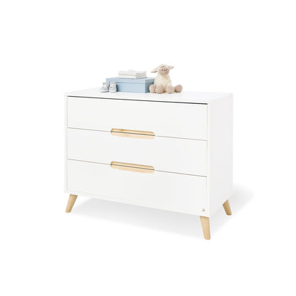 Startset 'Move' breed groot, incl. wandplank4 delen: ledikant, brede commode, grote kledingkast, wandplank