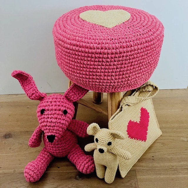 Luna -Leena kinderkruk met dekking hart roze - katoen en hout - hand gehaakte in nepal