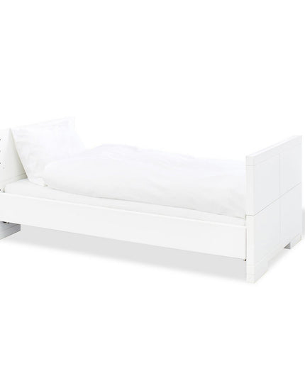 Startset 'Polar' extra breed, incl. wandplank
3 delen: ledikant, extra brede commode, wandplank