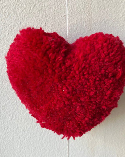 Luna-Leena slinger harten rood & roze wanddecoratie - verticaal - L89cm - 100% zachte wol - handgemaakt in Nepal