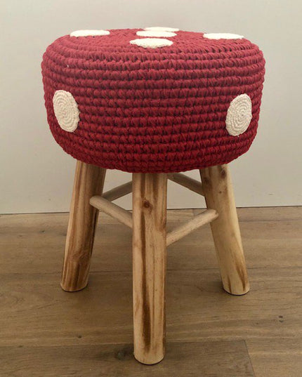 Luna-Leena kinderkruk met een paddenstoelbekleding hoes - rood - katoen & hout - Handgehaakt in Nepal