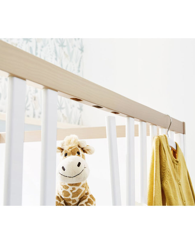 Startset 'Light' breed
2 delen: ledikant, brede commode