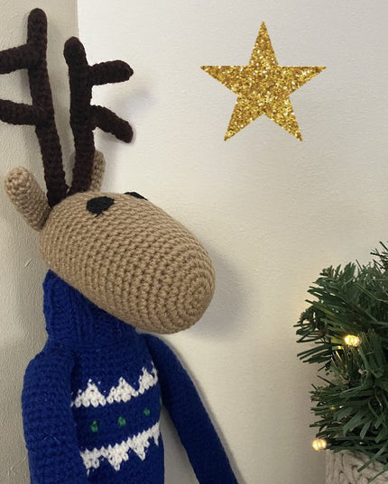 Luna-Leena rendier met coltrui blauw - 100% zachte wol - hand gehaakt in Nepal