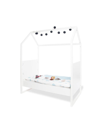 Startset 'Hilda & Pan' breed, wit, incl. wandplank4 delen: huisbed, brede commode, 2-deurs kledingkast, wandplank