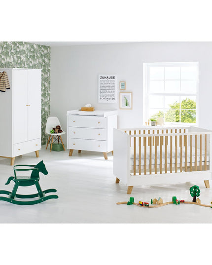 Startset 'Pan' breed3 delen: ledikant, brede commode, 2-deurs kledingkast