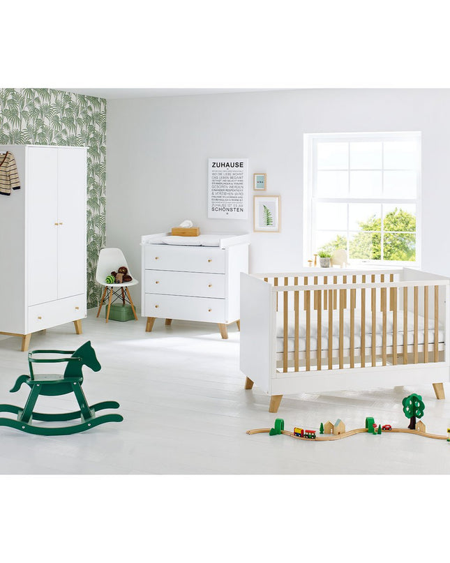 Startset 'Pan' breed3 delen: ledikant, brede commode, 2-deurs kledingkast