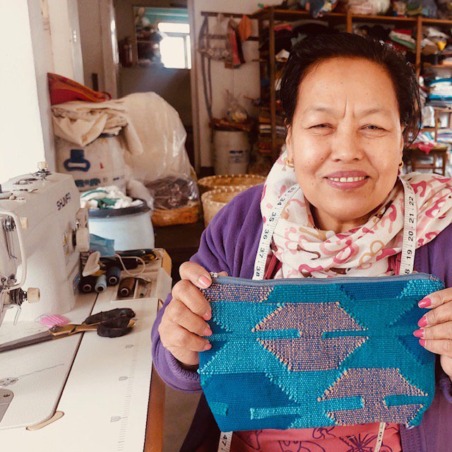 Luna-Leena toilettas logeertasje - blauw - geweven Dhaka katoen - handgemaakt in Nepal
