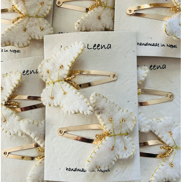 Luna -Leena haarspeldjes (Set) - Off White & Gold - Filt Wol - Handmade in Nepal