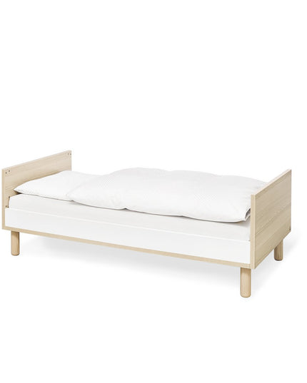 Startset 'Flow' breed groot3 delen: ledikant, brede commode, grote kledingkast