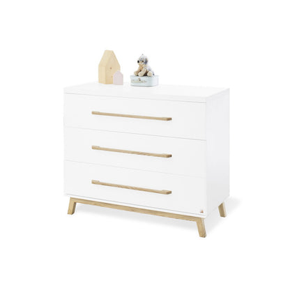 Startset 'Hilda & Riva' breed groot, wit, incl. wandplank4 delen: huisbed, brede commode, grote kledingkast, wandplank