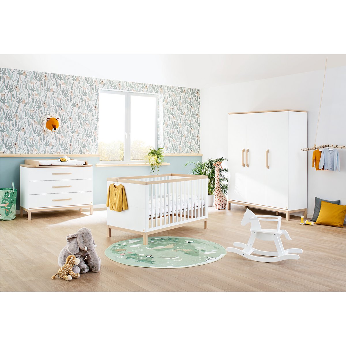 Startset 'Light' breed groot3 delen: ledikant, brede commode, grote kledingkast