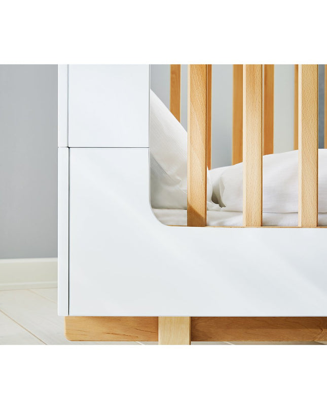 Startset 'Boks' extra breed
2 delen: ledikant, extra brede commode