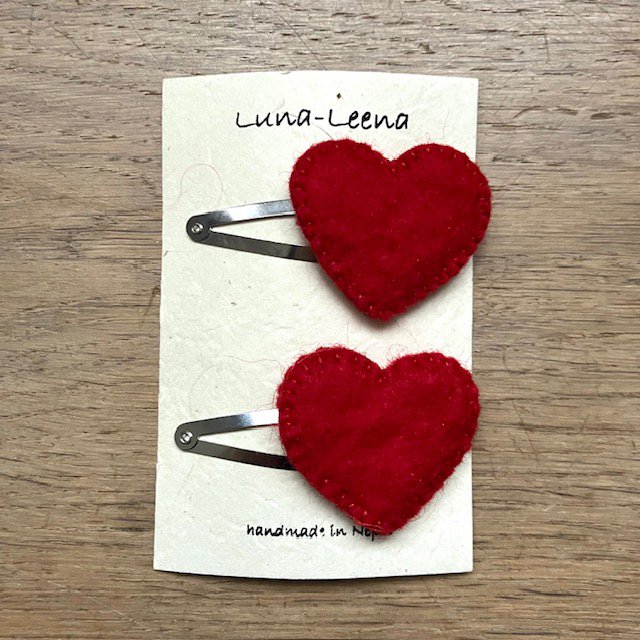 Luna -Leena haarspeldjes Harten (Set) - rood - viltwol - handgemaakt in Nepal