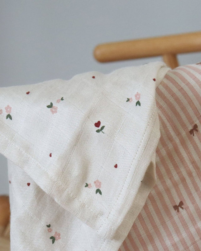 Bamboe mousseline inbakerdoeken 2st. Flower Love