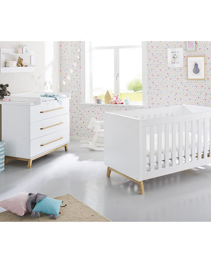 Startset 'Riva' breed, incl. wandplank
3 delen: ledikant, brede commode, wandplank