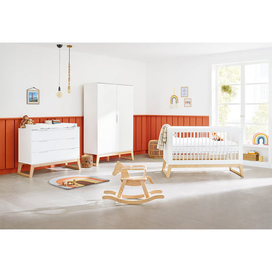 Startset 'Brug' breed3 delen: ledikant, brede commode, 2-deurs kledingkast