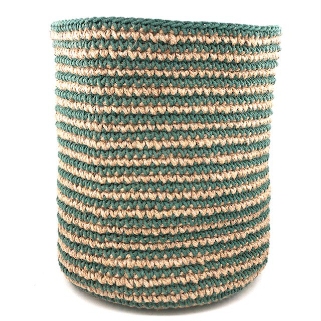 Luna -Leena opbergmand Hoog met groene strepen - Jute & Cotton - H30cm - Hand Haak in Nepal