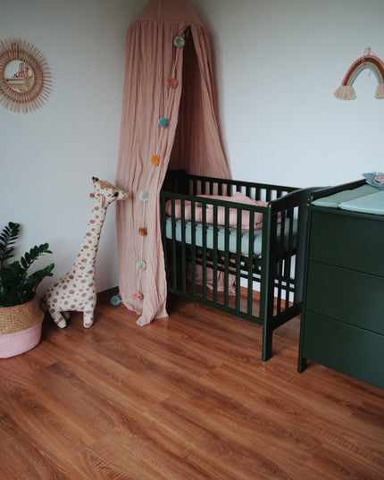 YappyQu crib, light gray