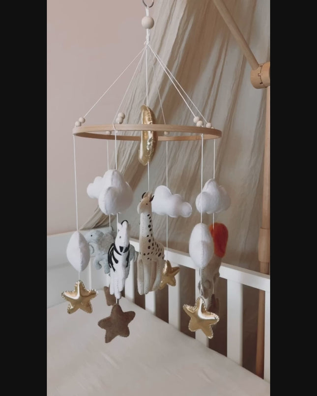 Handgemaakte Safari Muziekmobiel - Boxmobiel - Babymobiel